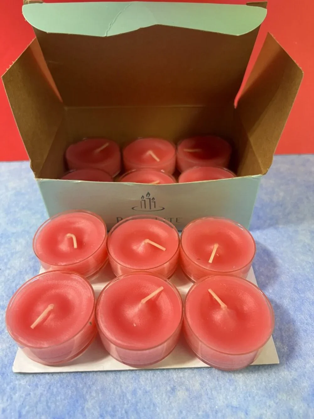PartyLite Candles - 2 boxes of 12 tealights each - Picture 4 of 9